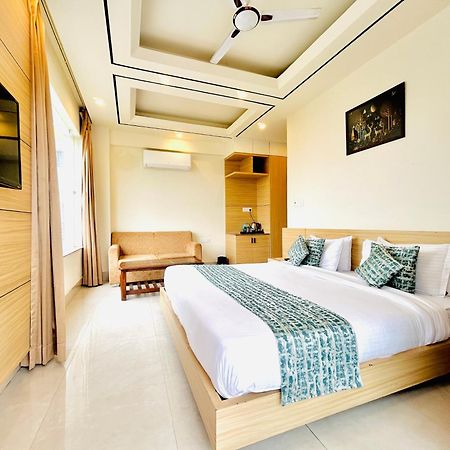 Hotel Aqua Vibes Rishīkesh Eksteriør billede